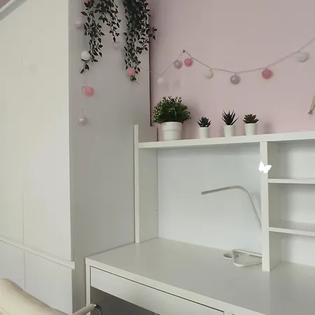 Szmaragdowy Relaks Lägenhet